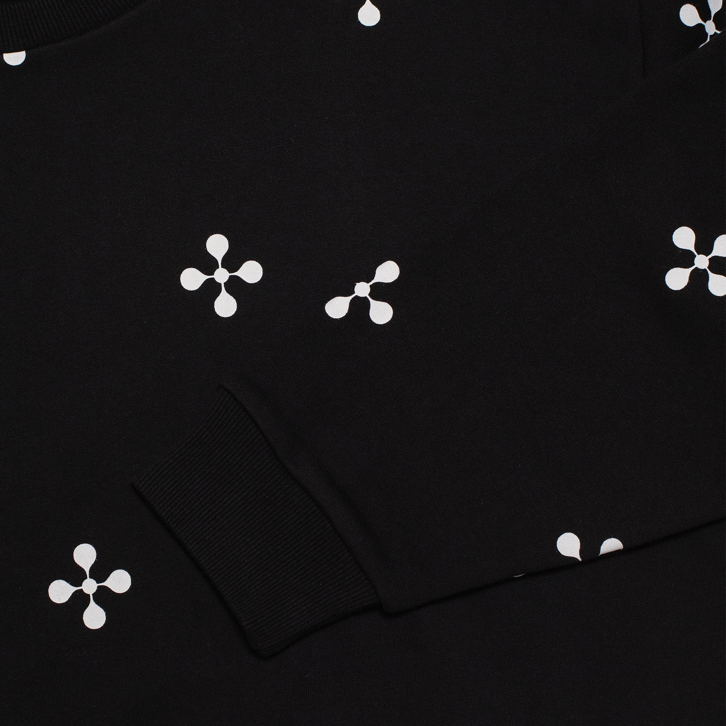 LE-NOX CREWNECK SWEATER BLACK