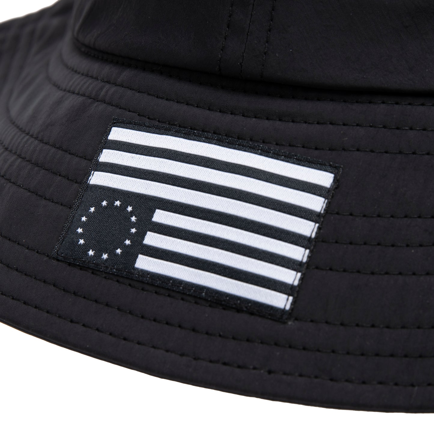 REBEL SINGLE SNAP BUCKET HAT BLACK